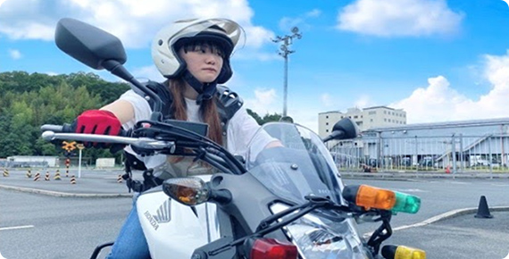 スマートドライバースクールびわ湖瀬田（ぜぜ自動車教習所）