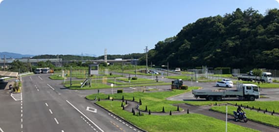 スマートドライバースクールびわ湖瀬田（ぜぜ自動車教習所）