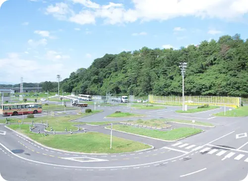 スマートドライバースクールびわ湖瀬田（ぜぜ自動車教習所）