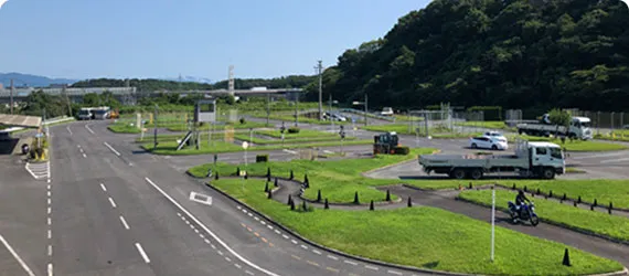 スマートドライバースクールびわ湖瀬田（ぜぜ自動車教習所）